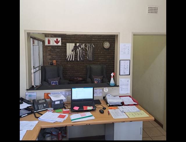 1,190M² BUILDING FOR SALE IN BENONI CENTRAL